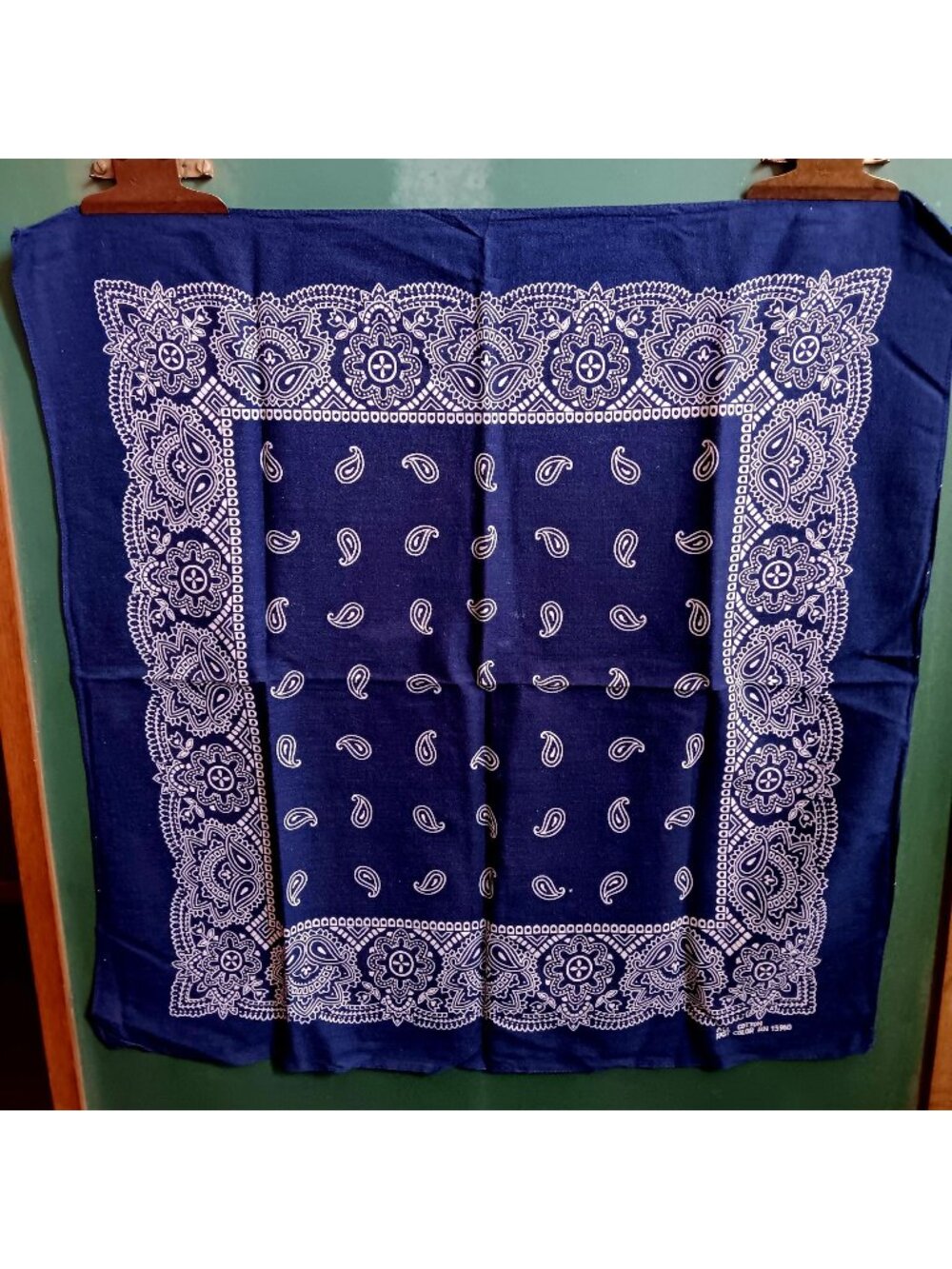 True Vintage Navy Blue Paisley Bandana Hanky All Cotton Fast Color RN 13960